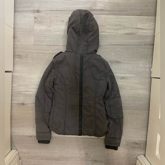 Aritzia TNA Military Jacket Fur Lining Women’s XS - Picture 2 of 10
